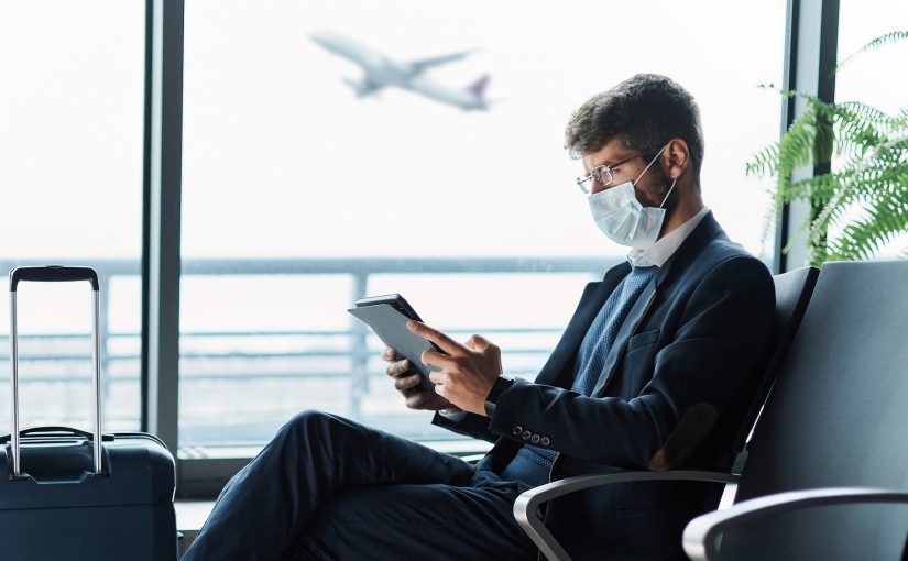 Viagem com segurança: o uso de máscara continua obrigatório no Aeroporto